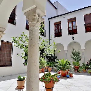 Junto Plaza De La Corredera&parking Gratuito , Córdoba España